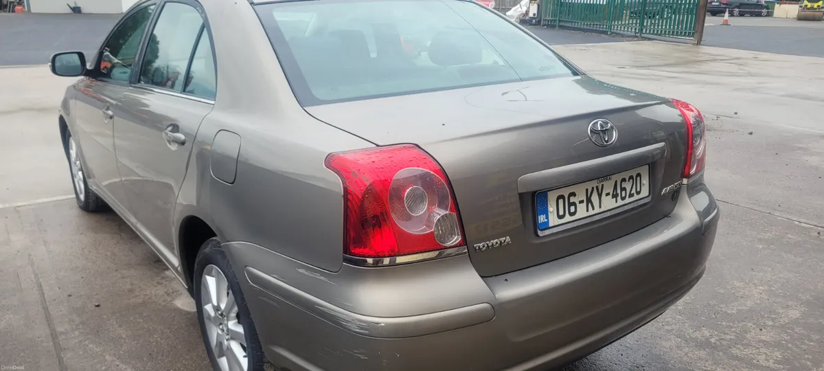 Toyota Avensis 2006 - Image 2