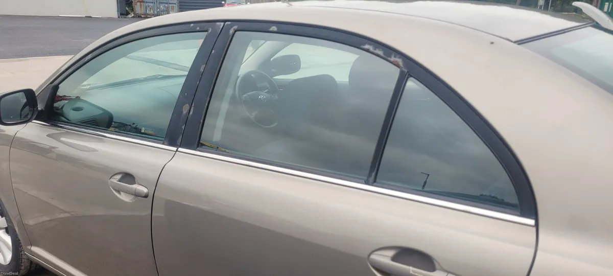 Toyota Avensis 2006 - Image 3