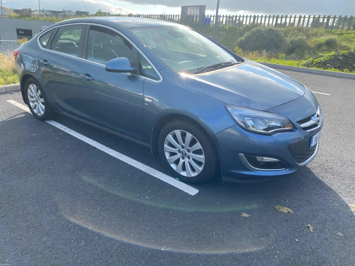 2014 Opel Astra - Image 3