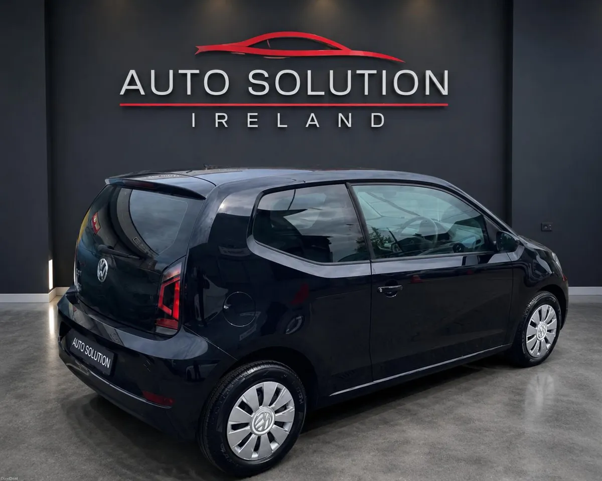 Volkswagen up! 2018 Automatic - Image 3
