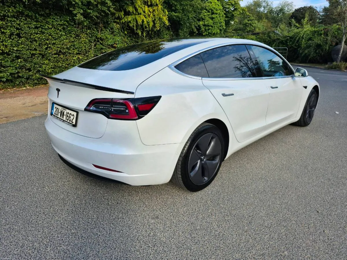TESLA MODEL-3**SUPERB CONDITION** - Image 4
