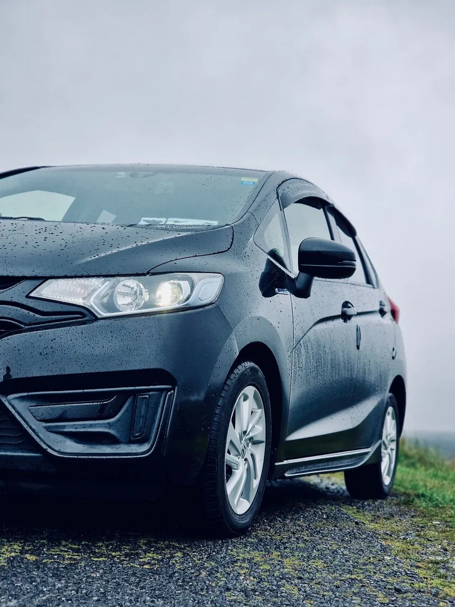 Honda Fit 2015 - Image 6