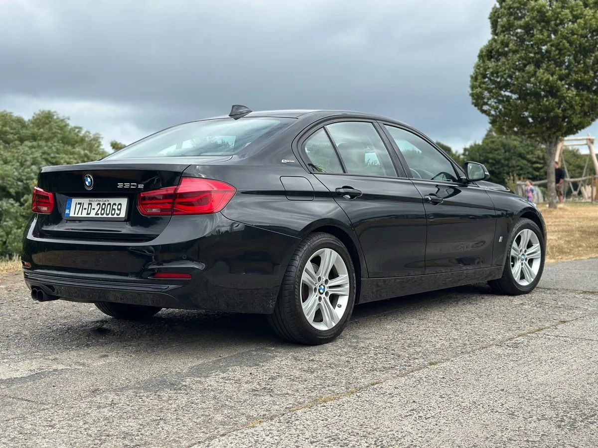 BMW 330e // Well cared for // great condition - Image 4