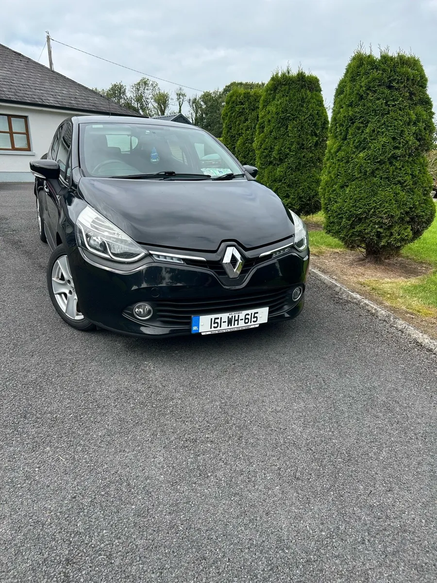 Renault Clio 2015 Very Low Milage - Image 3