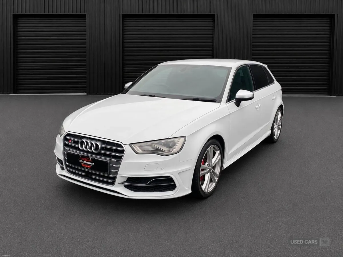 Audi S3 2.0 TFSI Sportback S Tronic quattro Euro 6 - Image 3