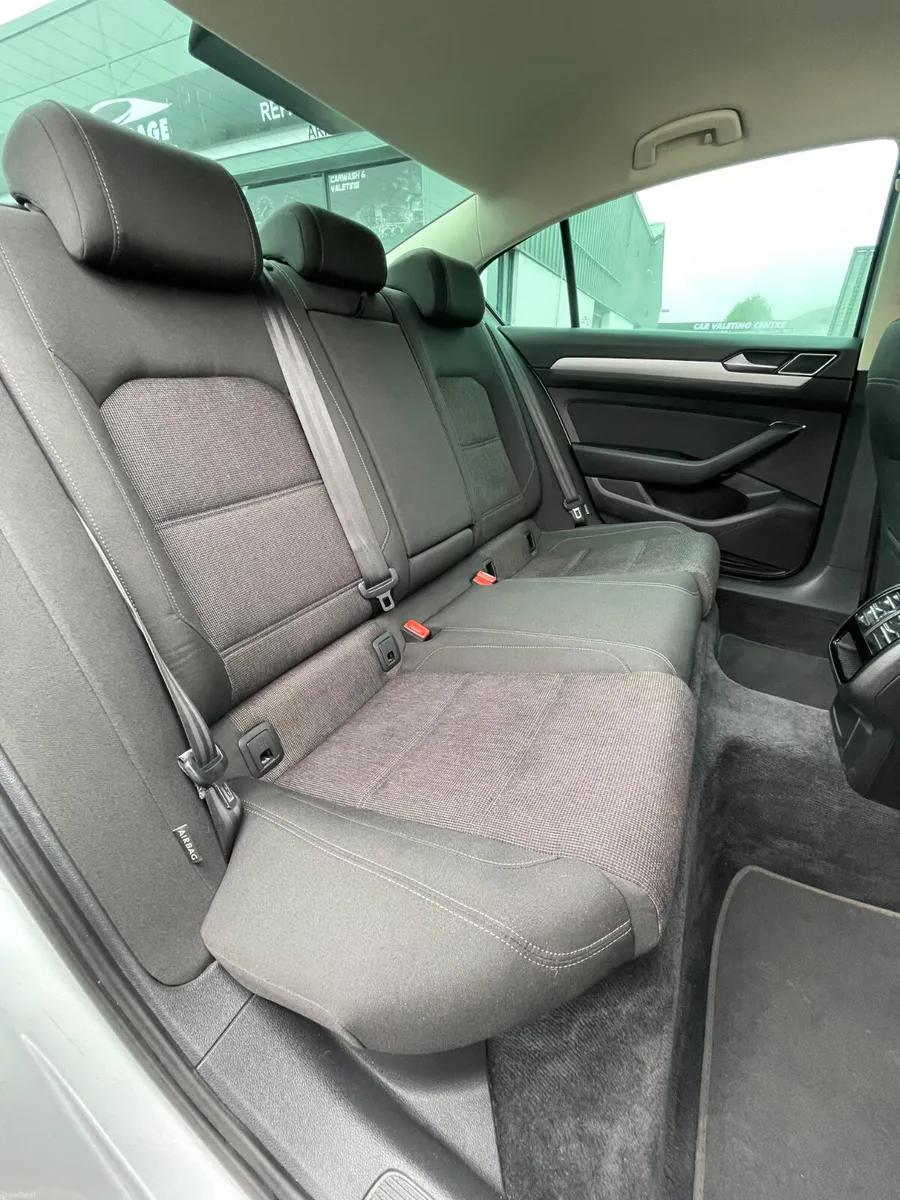 Volkswagen Passat 2016 1.6 Diesel Automatic - Image 6