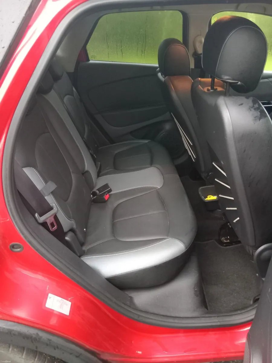 Renault Captur 2017 (AUTOMATIC) - Image 3