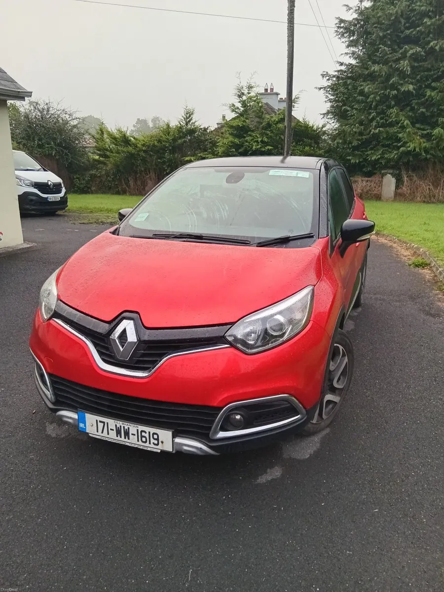 Renault Captur 2017 (AUTOMATIC) - Image 6