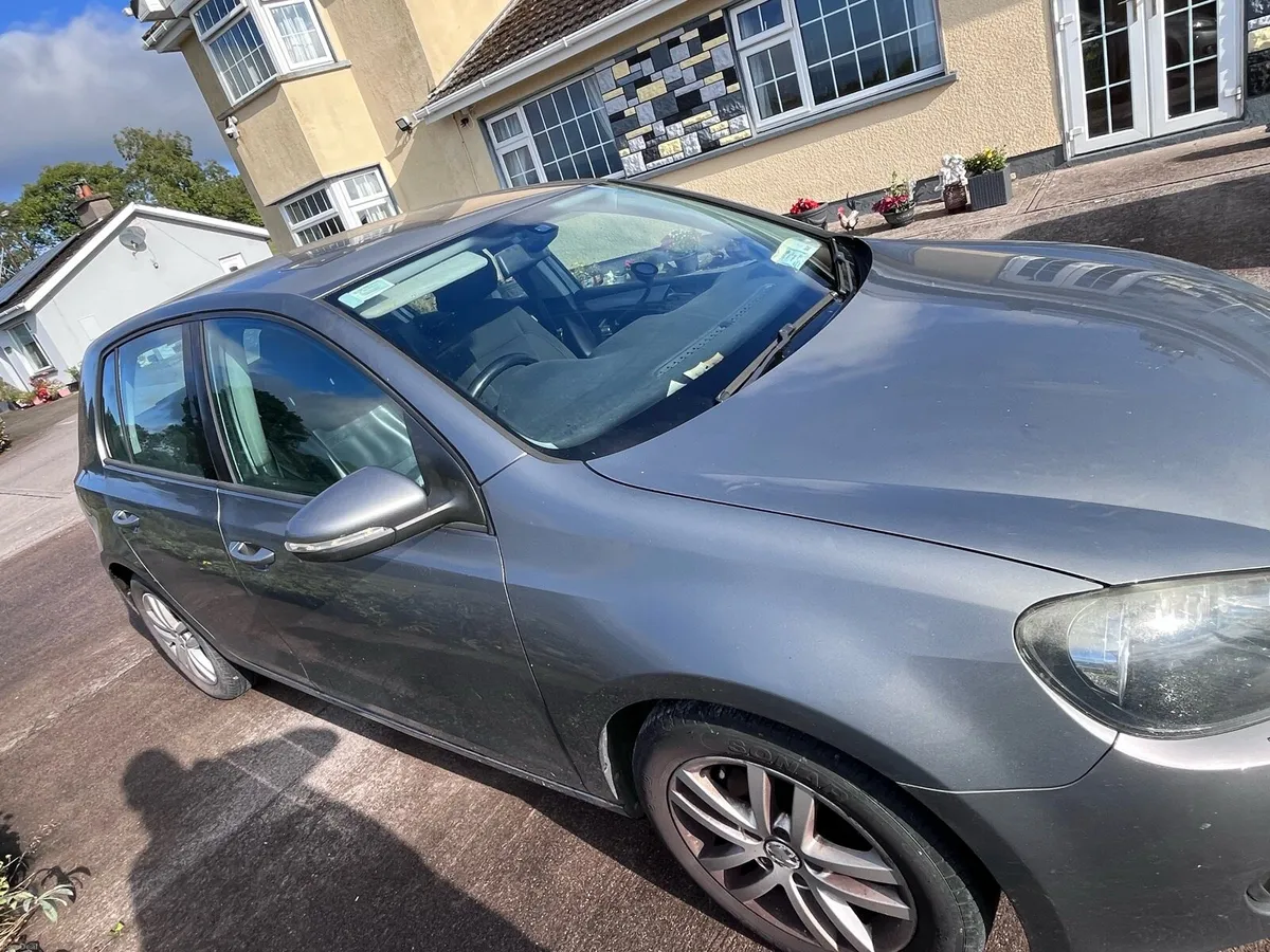 Volkswagen Golf  2010 - Image 4
