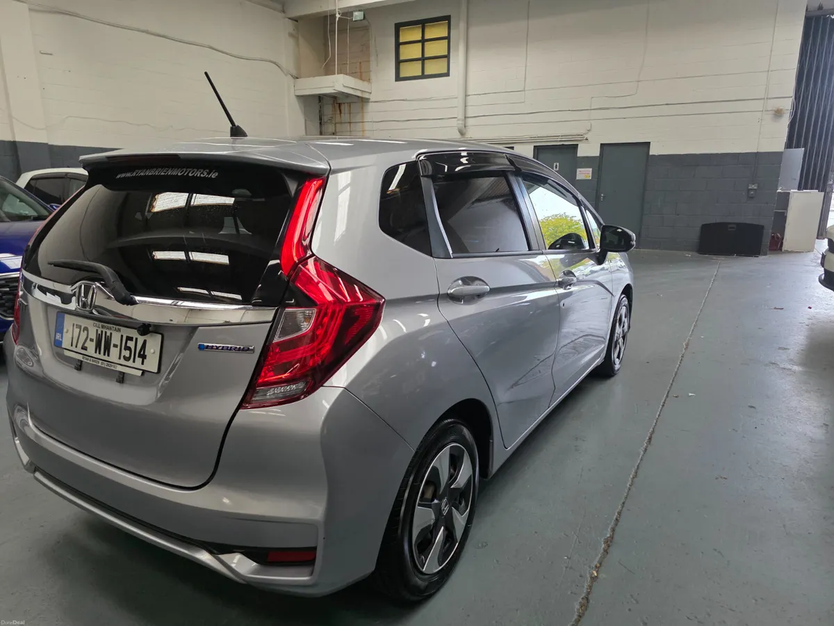 Honda Fit 2017 - Image 6