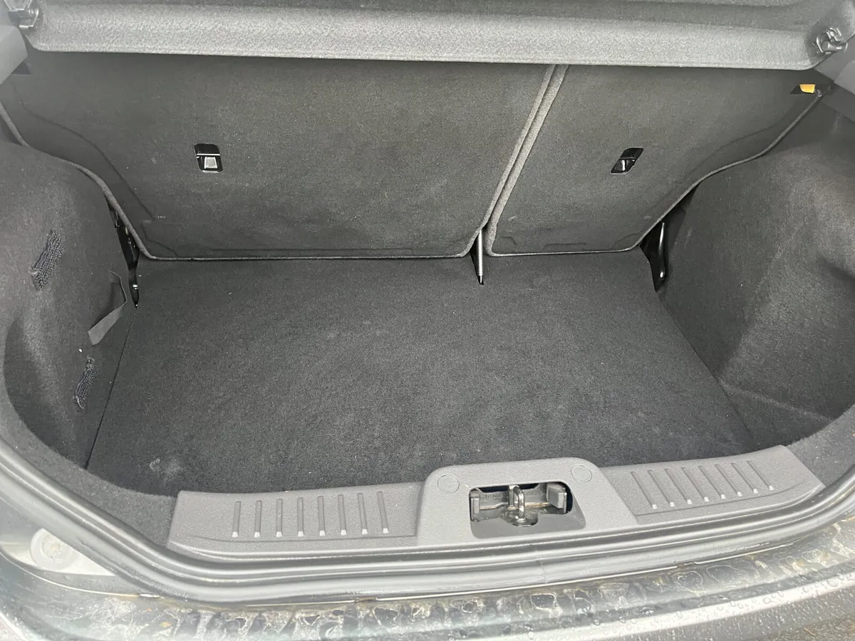 Ford Fiesta 2017 - Image 6
