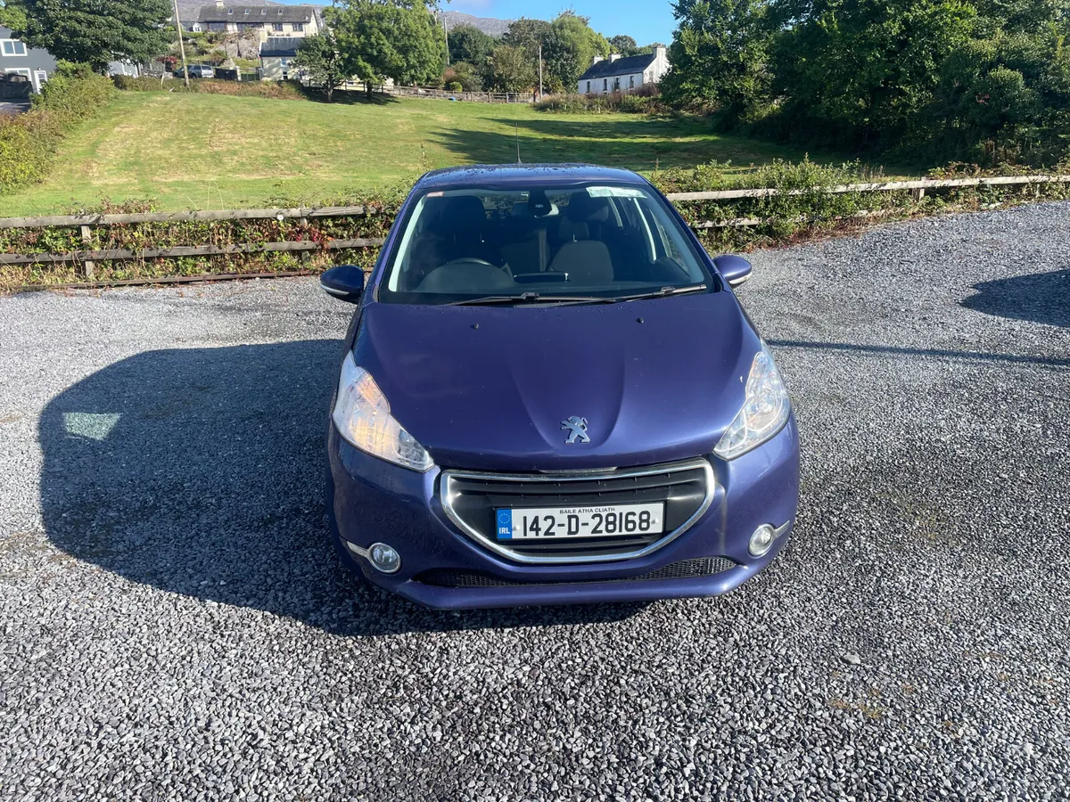 Peugeot 208 2014 1.4 diesel - Image 2