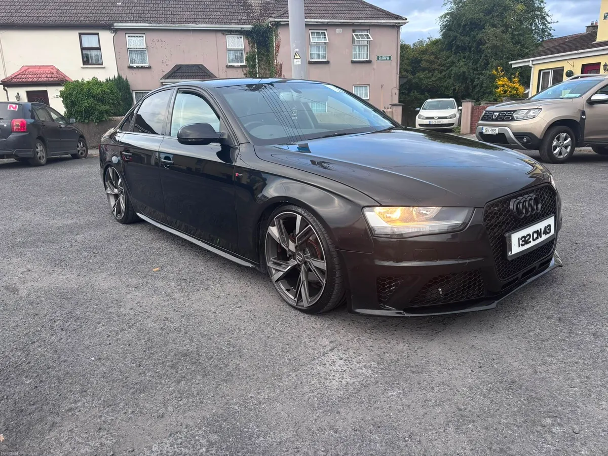 Audi A4 - Image 2