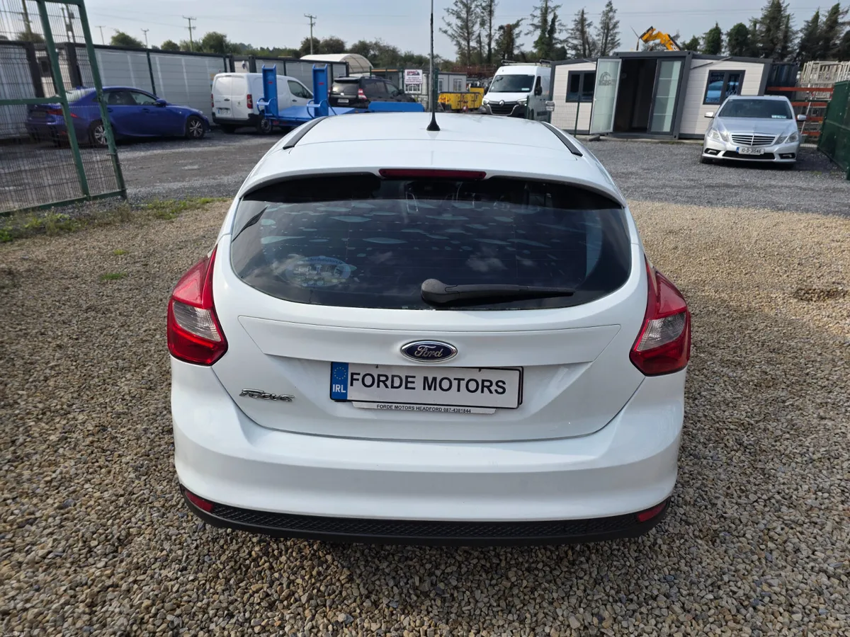 Ford Focus 2014 - Image 5