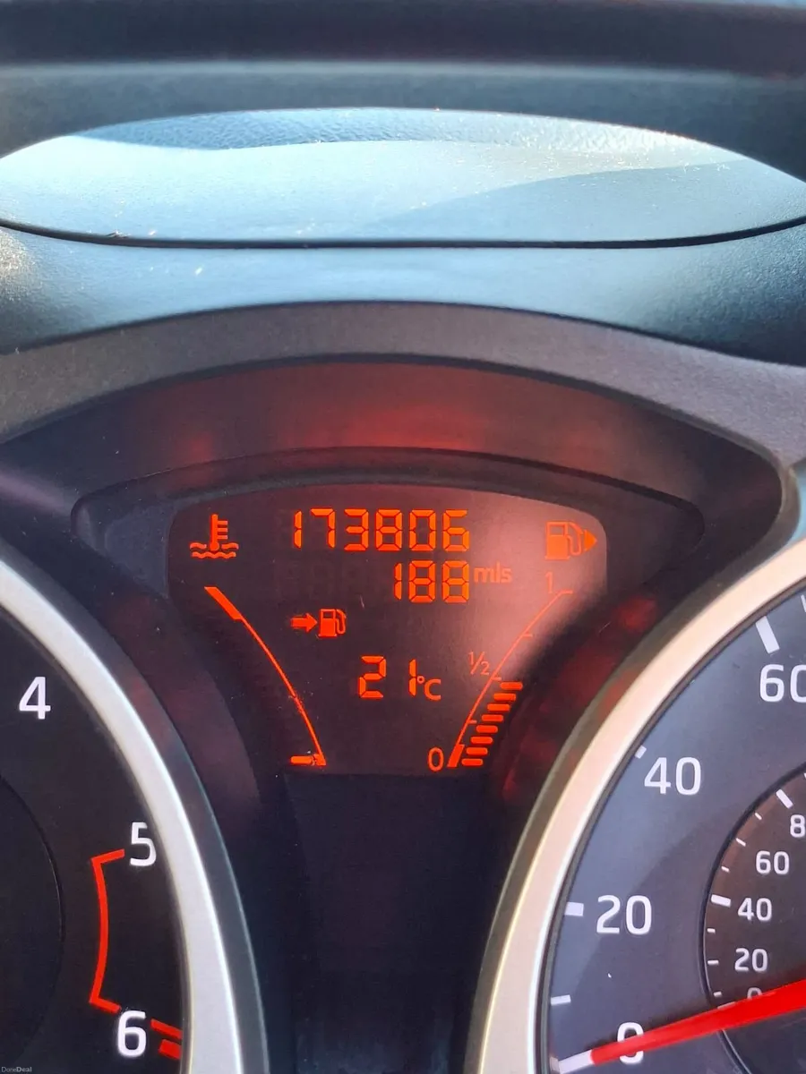 Nissan Juke 2012 - Image 1