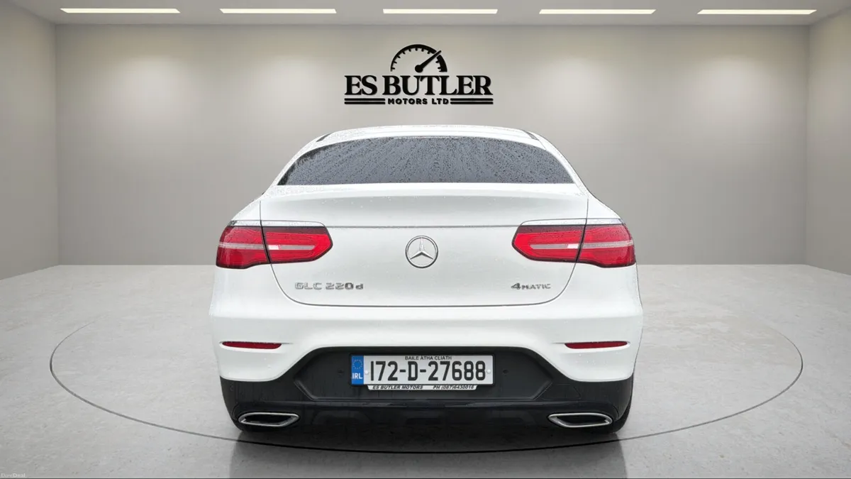172 Mercedes-Benz GLC220d 4MATIC AUTO  AMG SPORT - Image 4