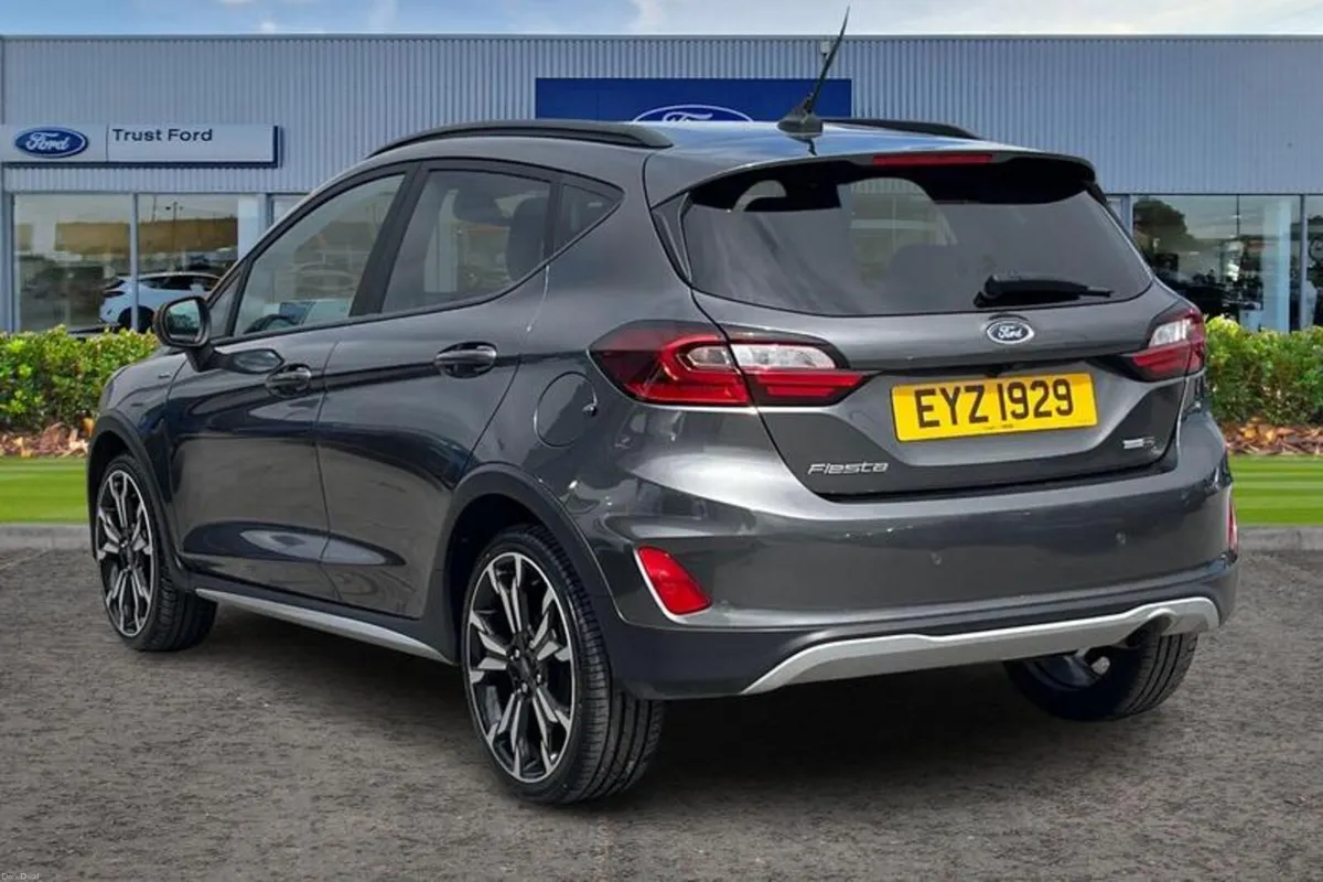 Ford Fiesta 1.0 EcoBoost Hybrid mHEV 125 Active X - Image 2