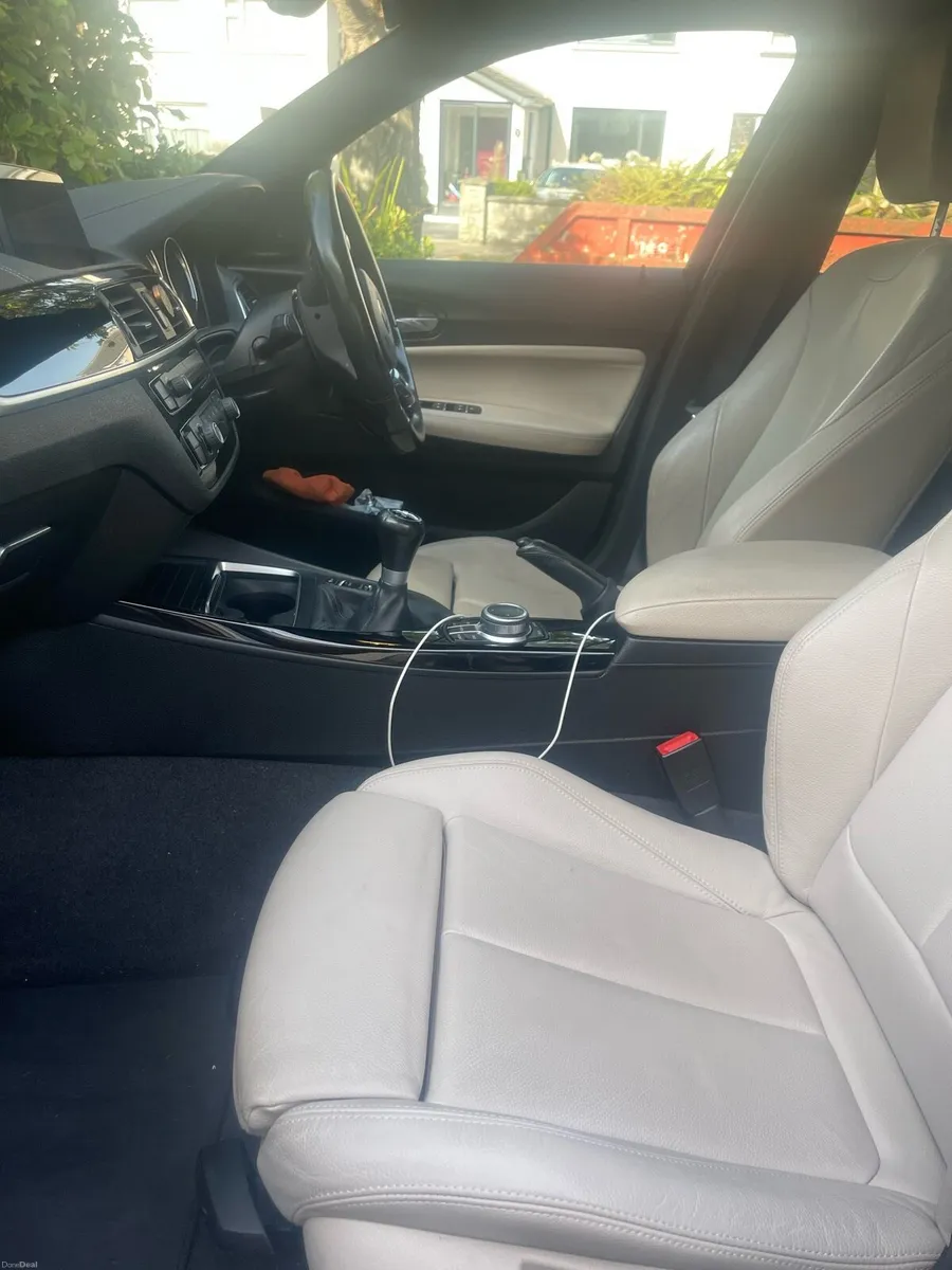BMW 1 series - Image 2