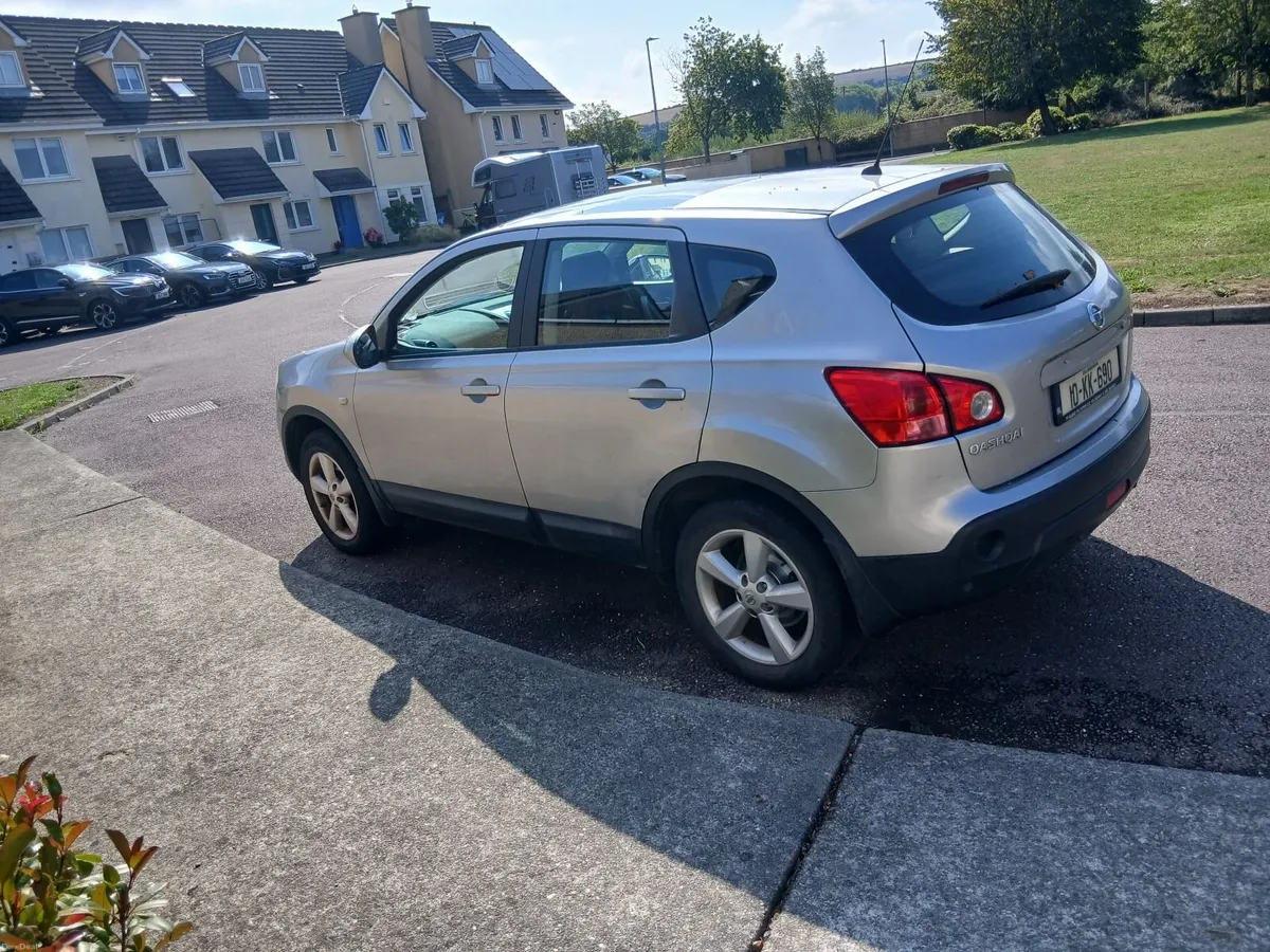Nissan Qashqai 2010 - Image 5