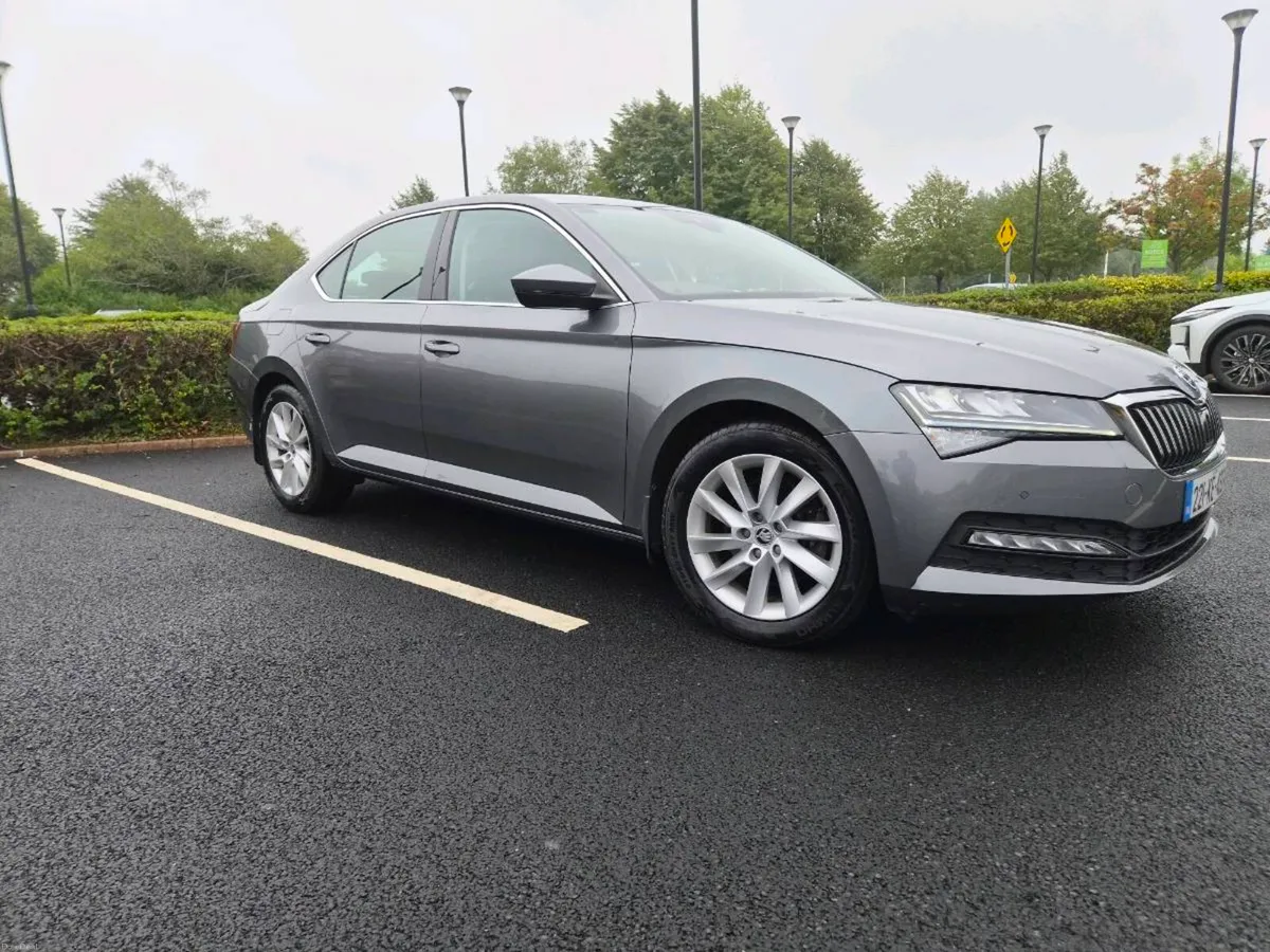 2022 Skoda TDI 2.0 SE 6 Speed manual - Image 2
