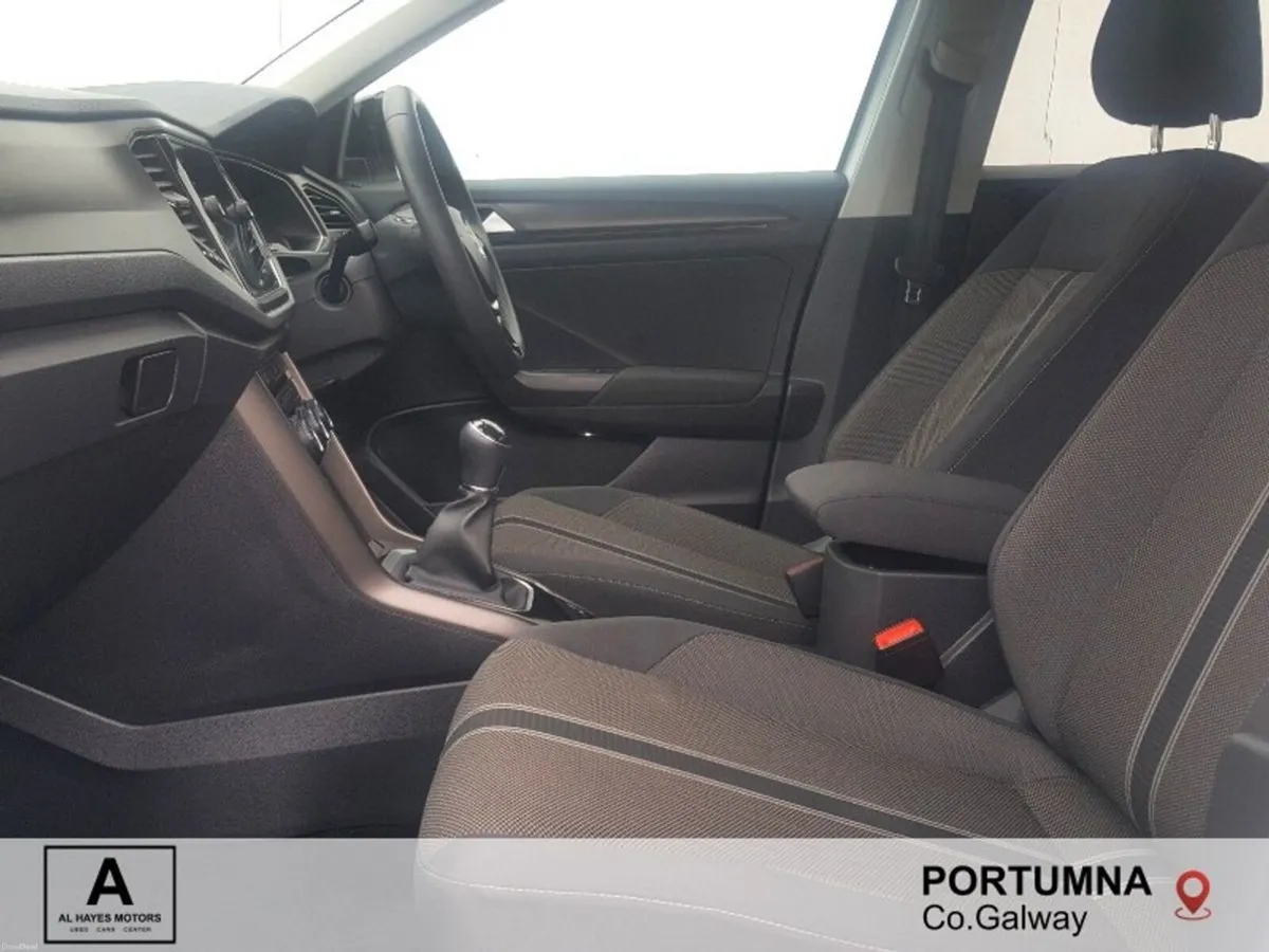 Volkswagen T-Roc 1.6 TDI 115bhp Design - Image 4