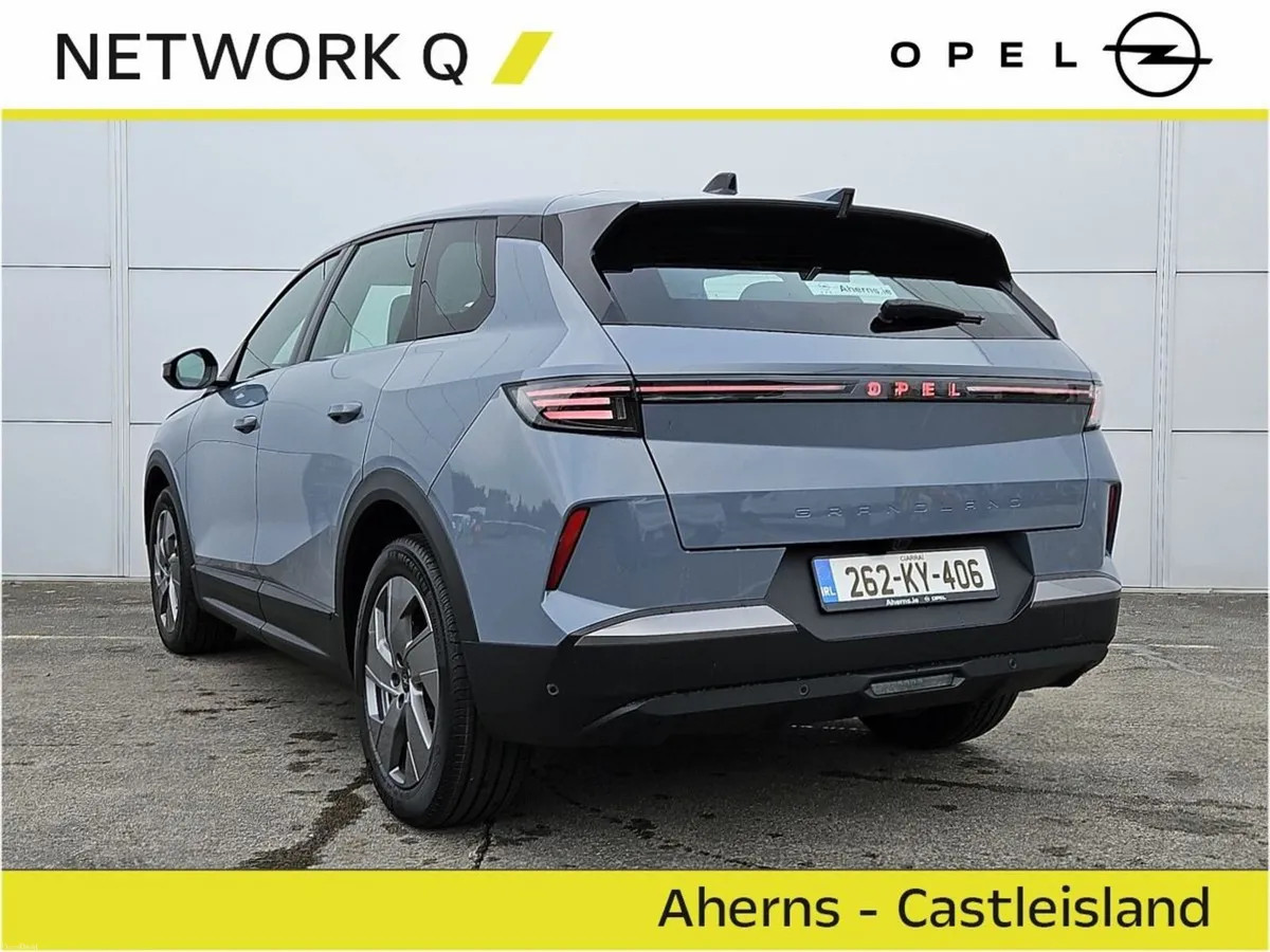 Opel Grandland Elegance MHEV PureTech "0 MIleage" - Image 4