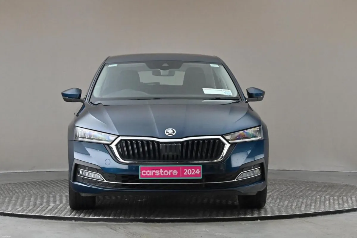 Skoda Octavia 1.0 TSI 6SPD STYLE 110BHP - Image 2