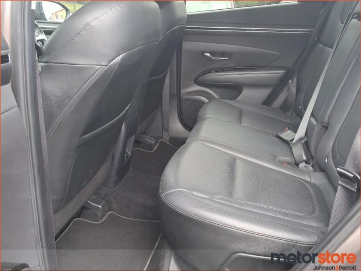 Hyundai Tucson 2WD Executive - Image 6