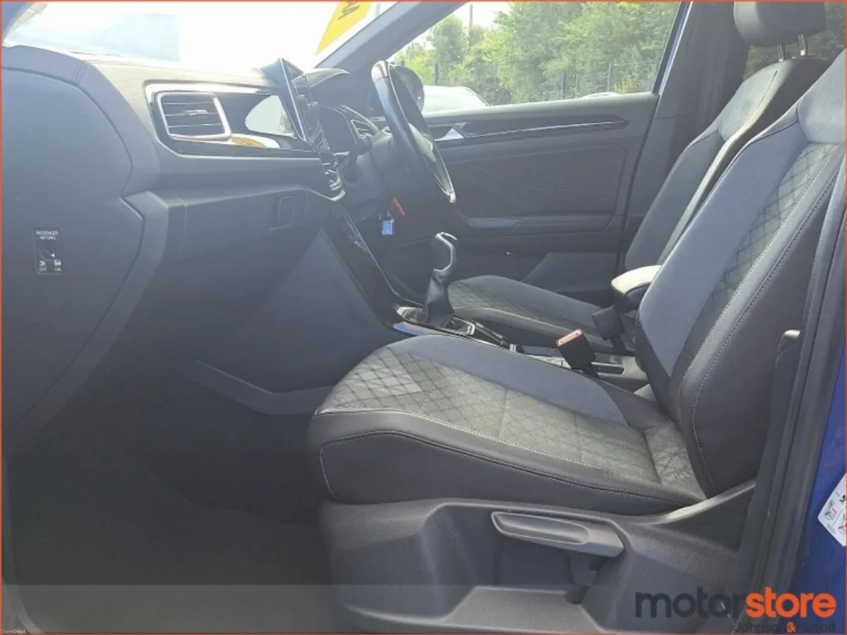 Volkswagen T-Roc 1.0 TSI 110HP R-Line - Image 3