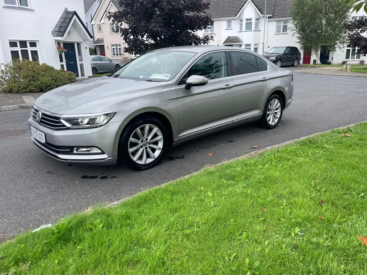 Volkswagen Passat 2016 - Image 3
