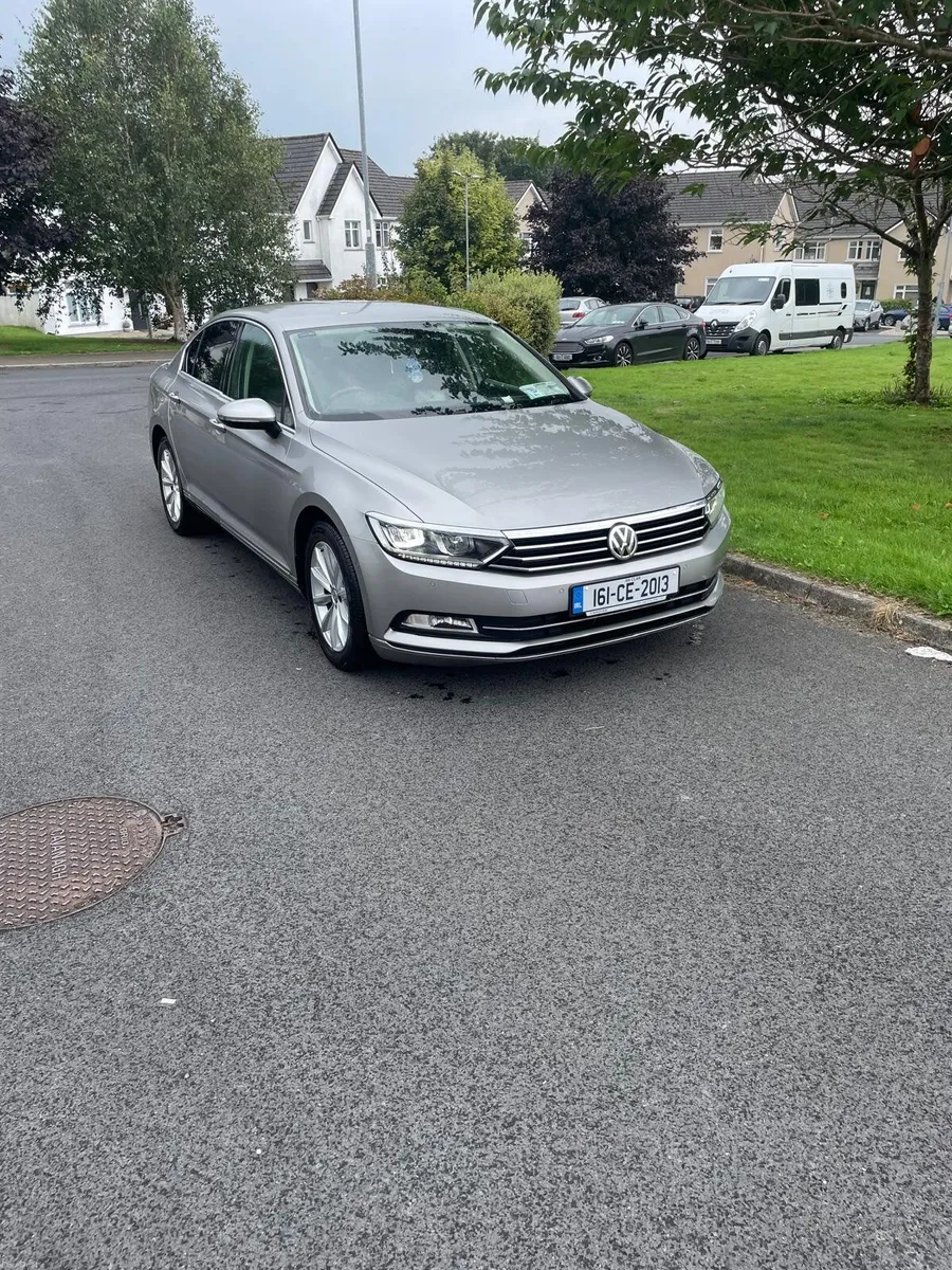 Volkswagen Passat 2016 - Image 5