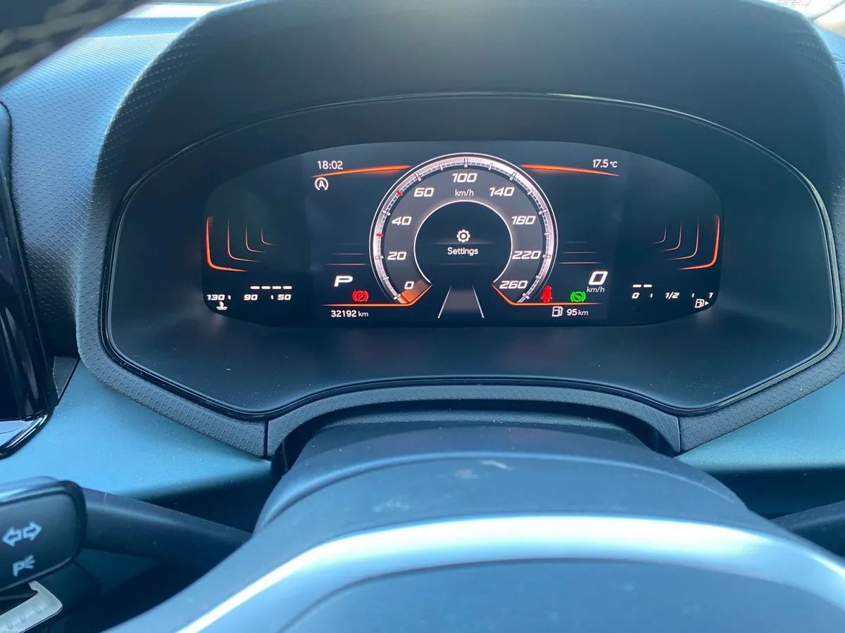 SEAT Arona Xperience 2023 - 1.0-litre TSI - Image 4