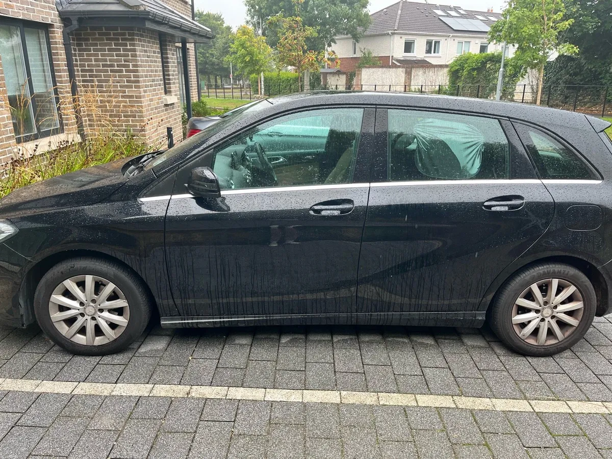 Mercedes-Benz B SERIES 180 CDI STYLE 5DR - Image 2