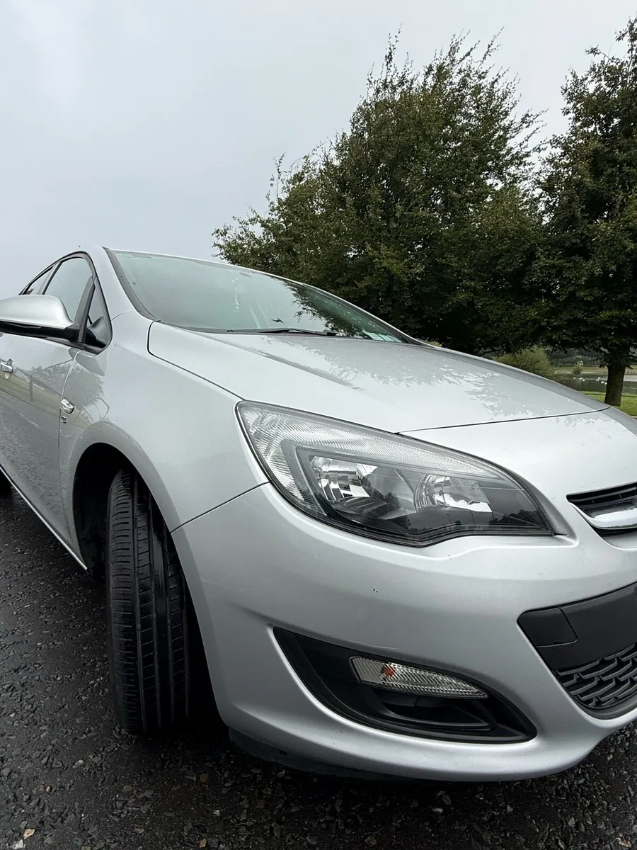 Opel Astra Sport-New NCT-Low mileage-Excellent Car - Image 5