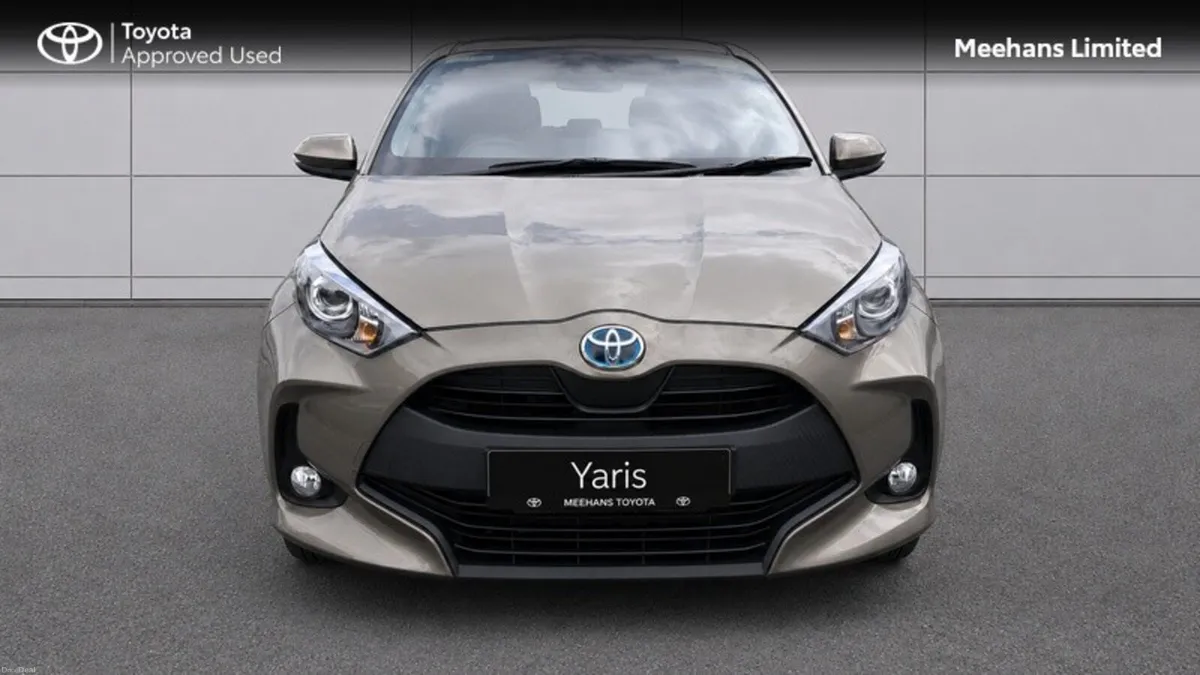Toyota Yaris YARIS 1.5 HYBRID LUNA - Image 5