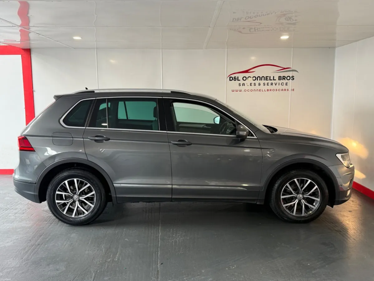 Volkswagen Tiguan CL 2.0 TDI D7F 150HP 5DR AUTO - Image 6