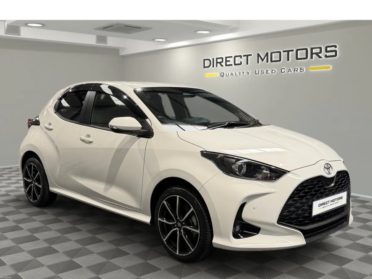 Toyota Yaris 1.5 HYBRID LUNA 4DR AUTO - Image 4