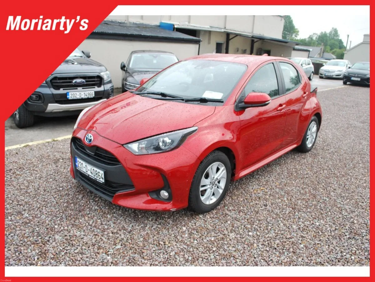 Toyota Yaris 1.5 HYBRID LUNA 4DR AUTO - Image 3