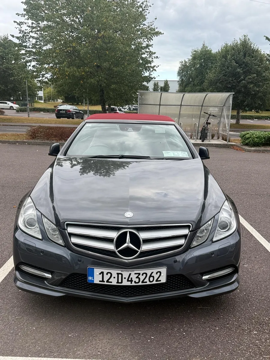 Mercedes E Class convertible - Image 2