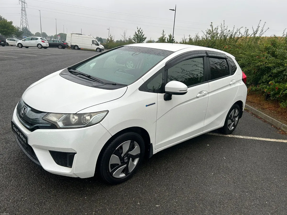 HONDA FIT 2015 HYBRID - Image 2