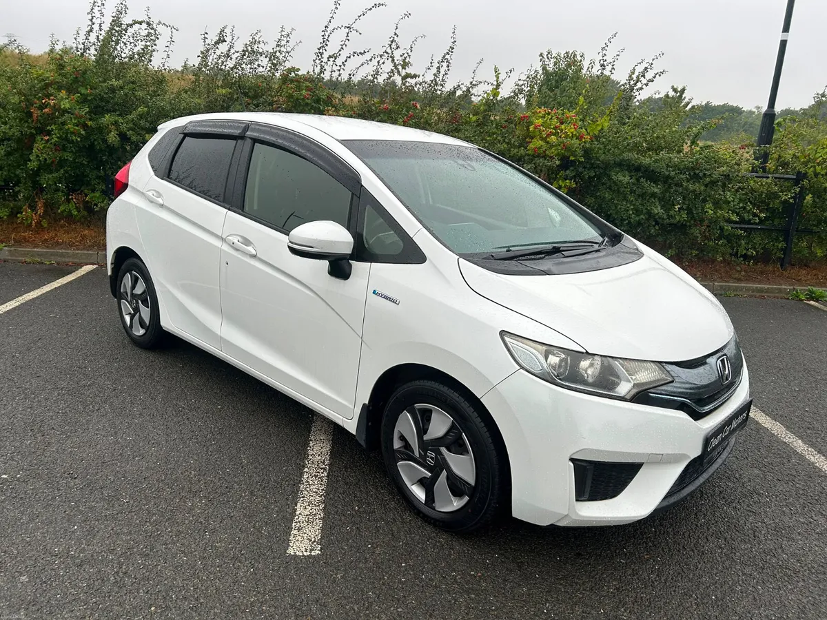 HONDA FIT 2015 HYBRID - Image 4