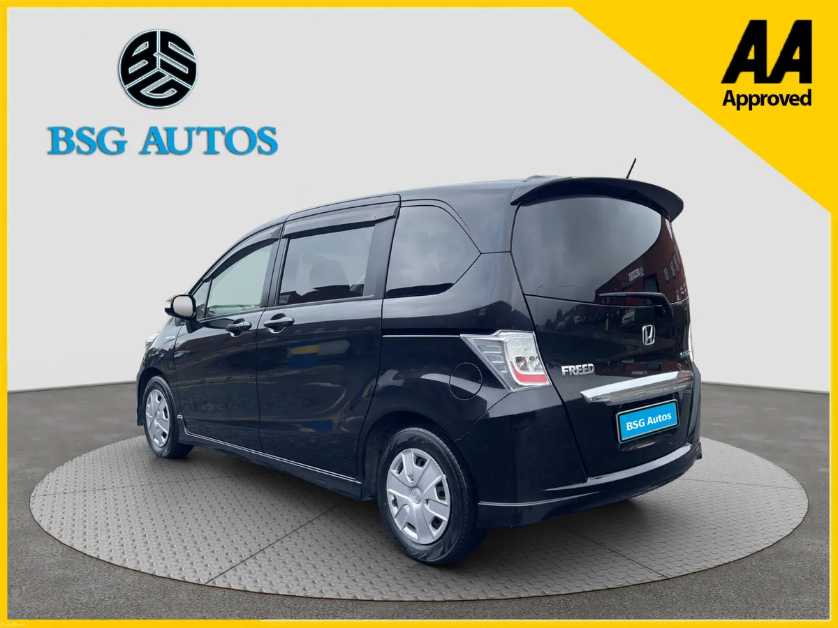 2014 HONDA FREED 1.5 HYBRID *7 SEATER* AUTOMATIC - Image 6
