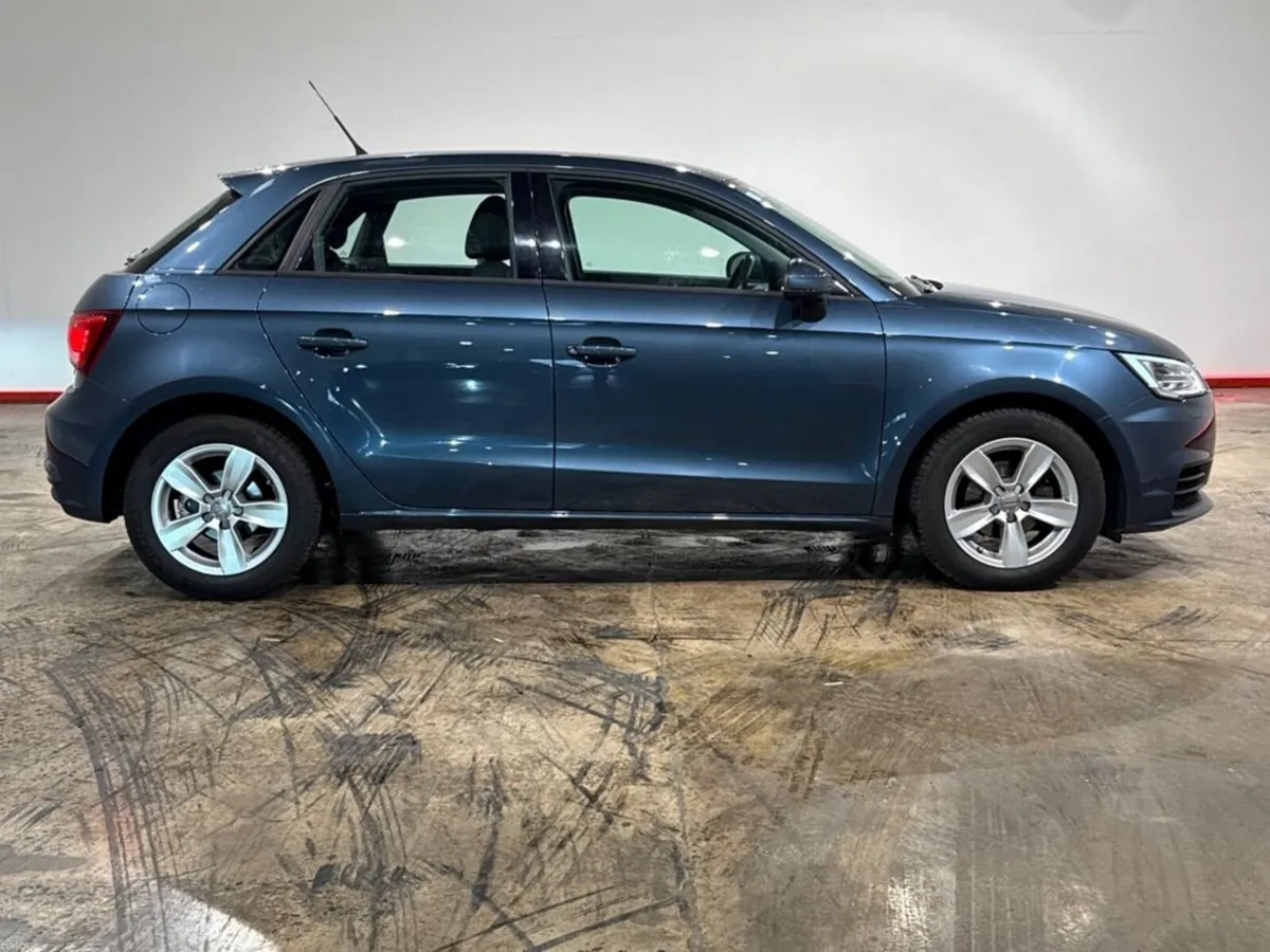 Audi A1 1.0 TFSI AUTOMATIC - 15'' FACTORY ALLOYS - - Image 2