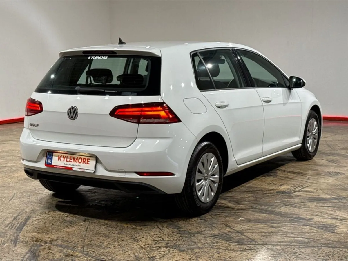 Volkswagen Golf 1.2 AUTOMATIC - CRUISE CONTROL - P - Image 3