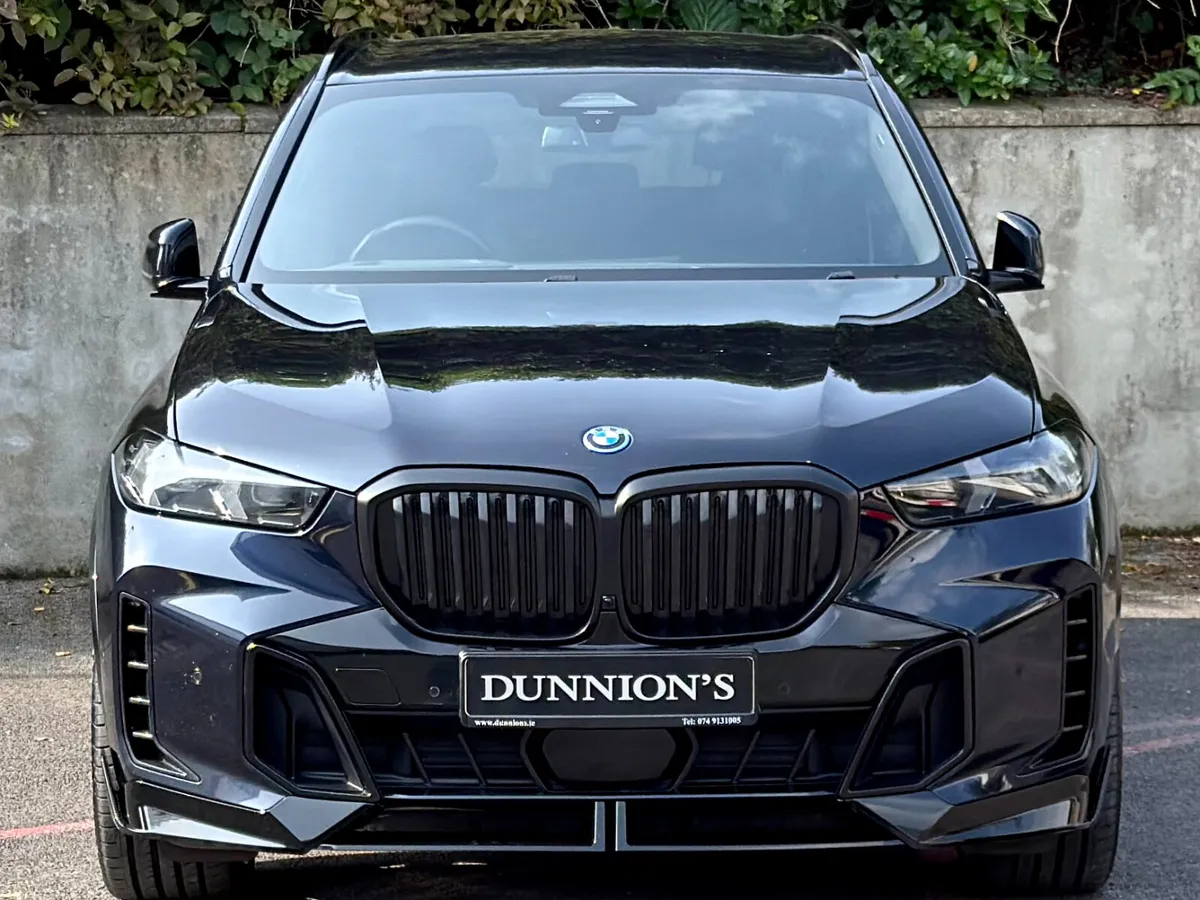 BMW X5 2023 50E M SPORT LCI*HIGH SPEC* - Image 2