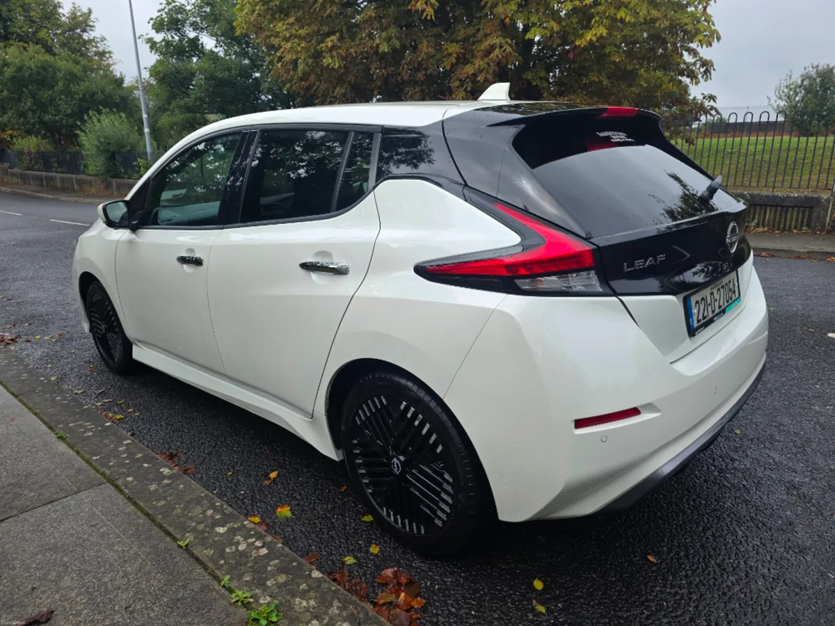 Nissan Leaf 40k EV SV Premium 40KW MY22 4DR - Image 5