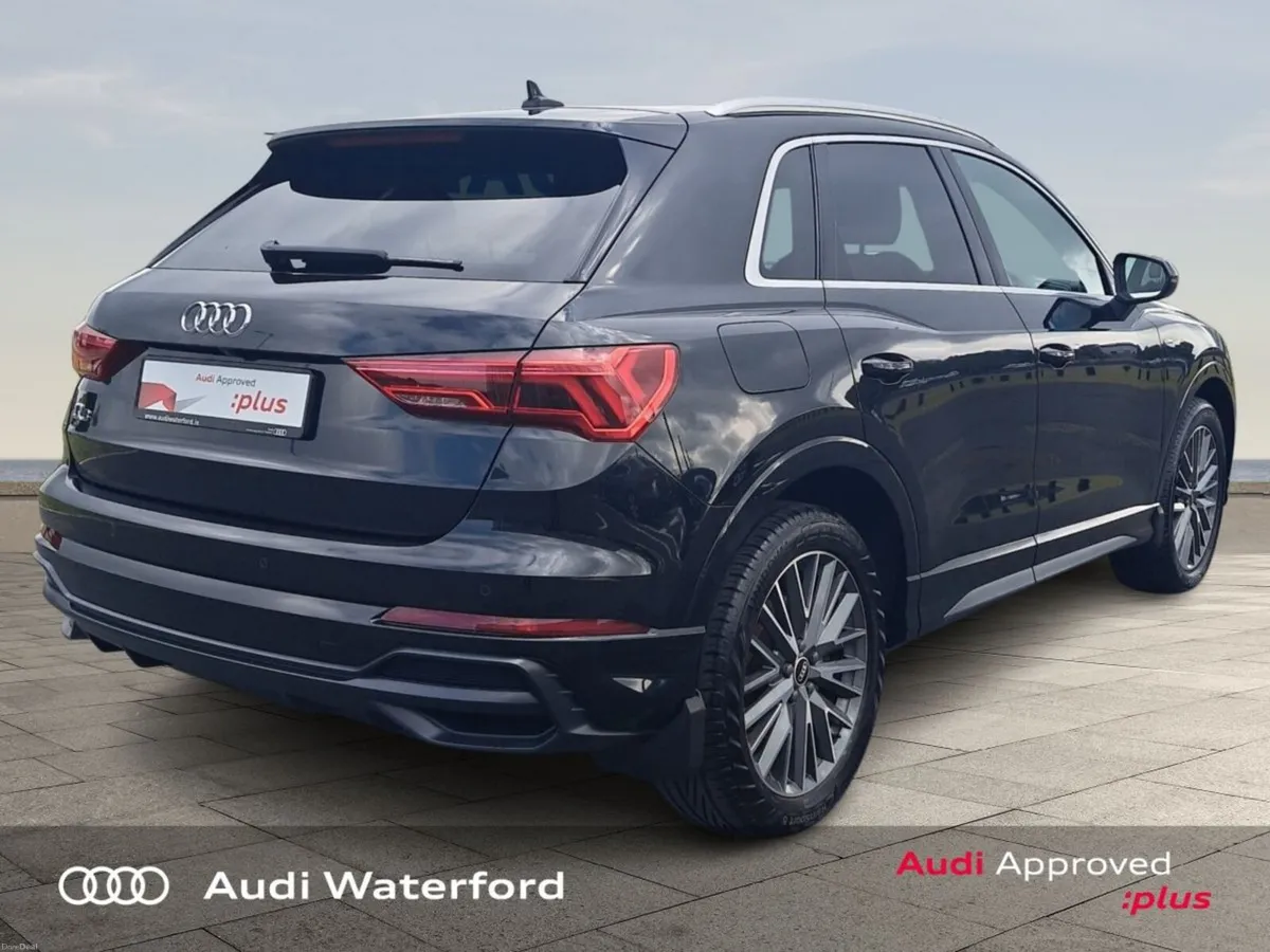Audi Q3 45 TFSI E S Tronic S line from €415 per mo - Image 5
