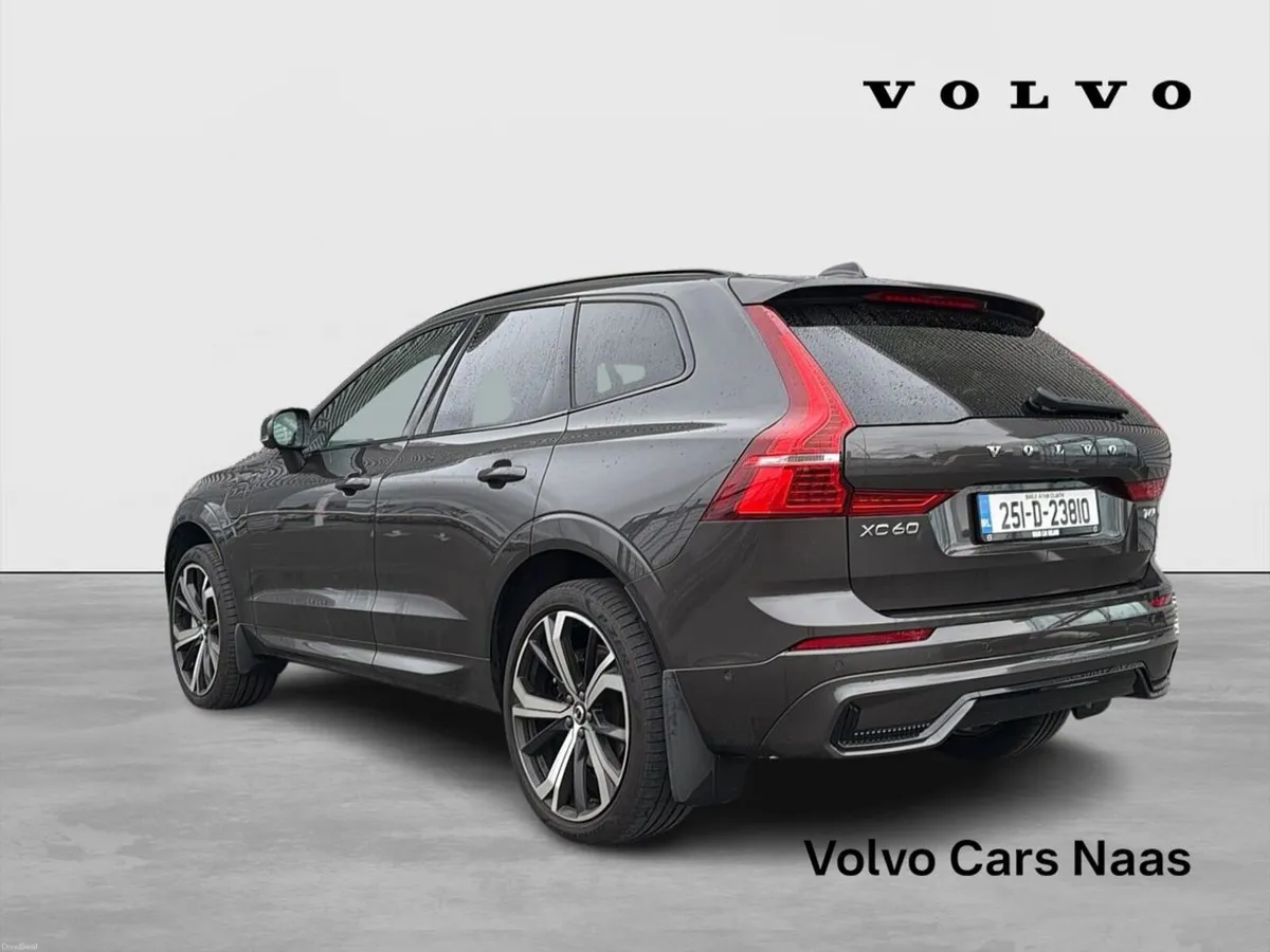 Volvo XC60 T6 PHEV AWD ULTRA - Image 2