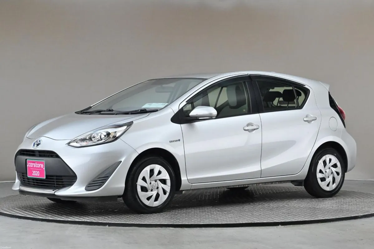 Toyota Aqua 1.5 VVT-i HYBRID **ANDROID CAR PLAYER* - Image 4