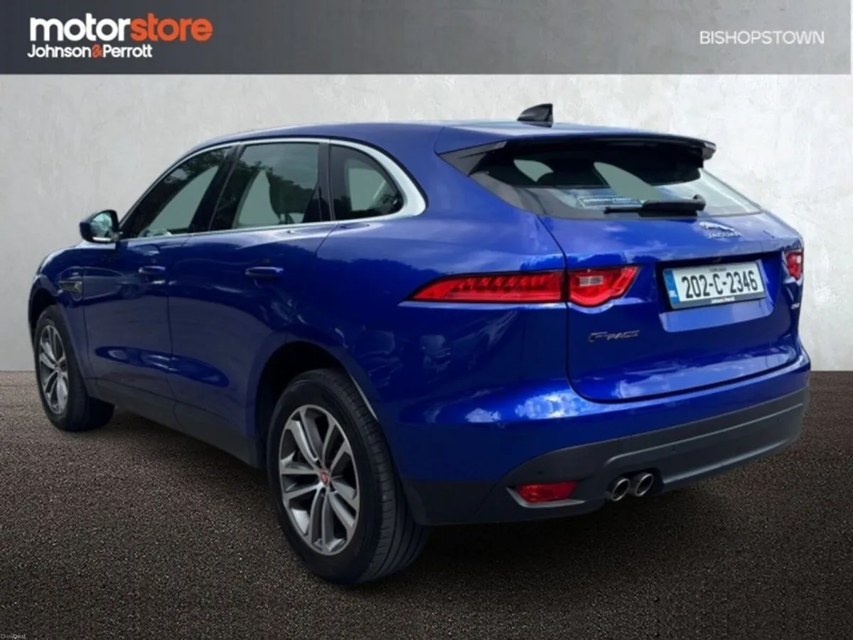 Jaguar F-Pace RWD 2.0 D 180PS Chequered Flag Auto - Image 2
